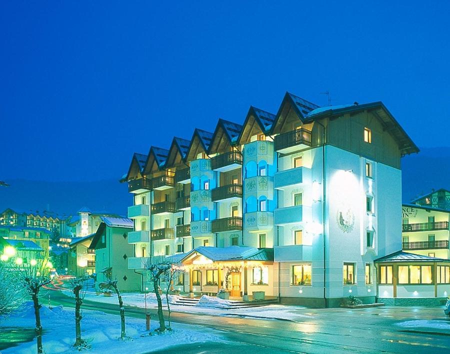Hotel Rosa Alpina Andalo Exterior foto